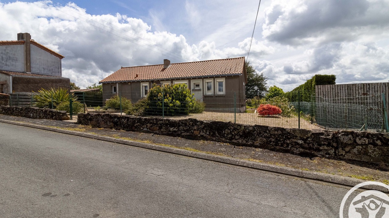 Photo of Outdoor in Saint-Germain-sur-Moine