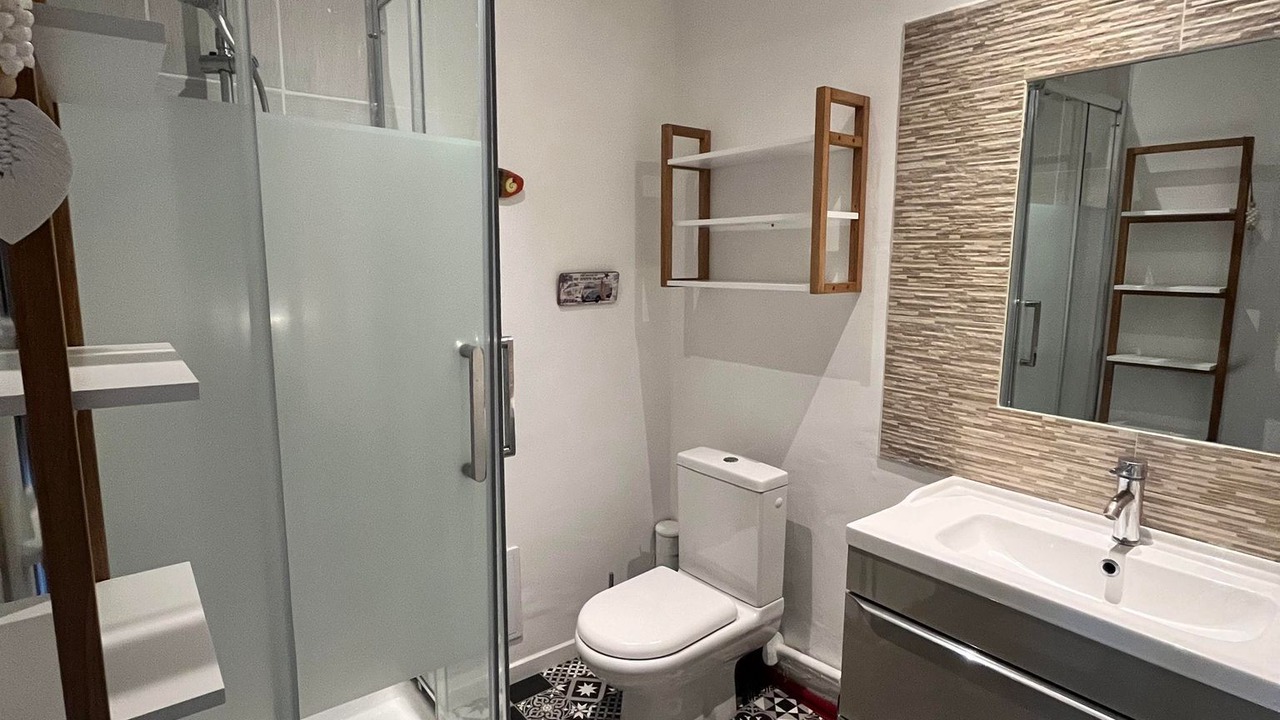 Photo of Bathroom in Aigues-Mortes