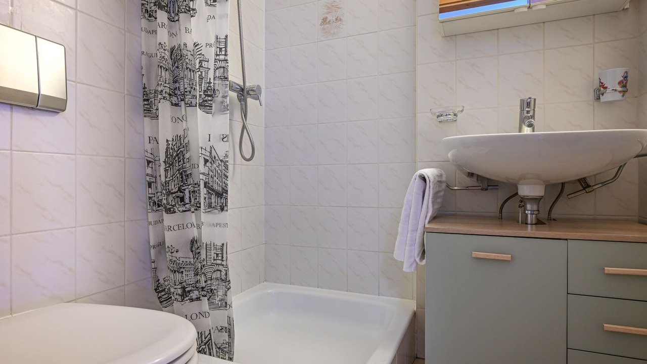 Photo of Bathroom in Ovronnaz