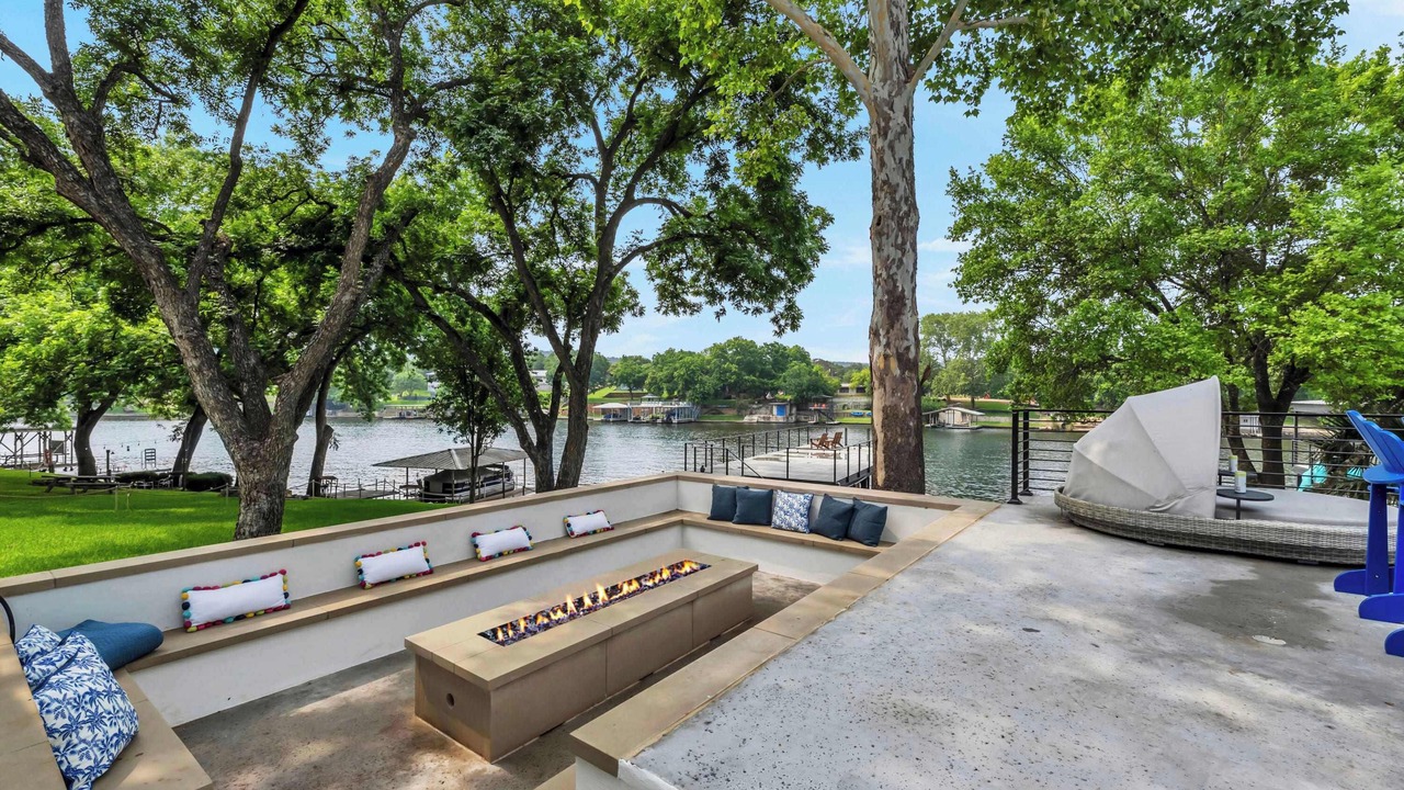 Photo of Outdoor in Burnet