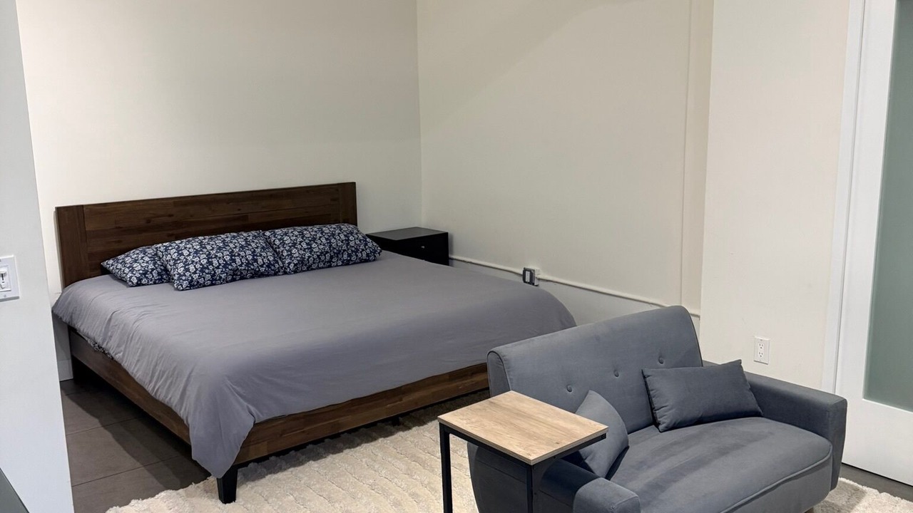 Photo of Bedroom in Downtown Los Angeles