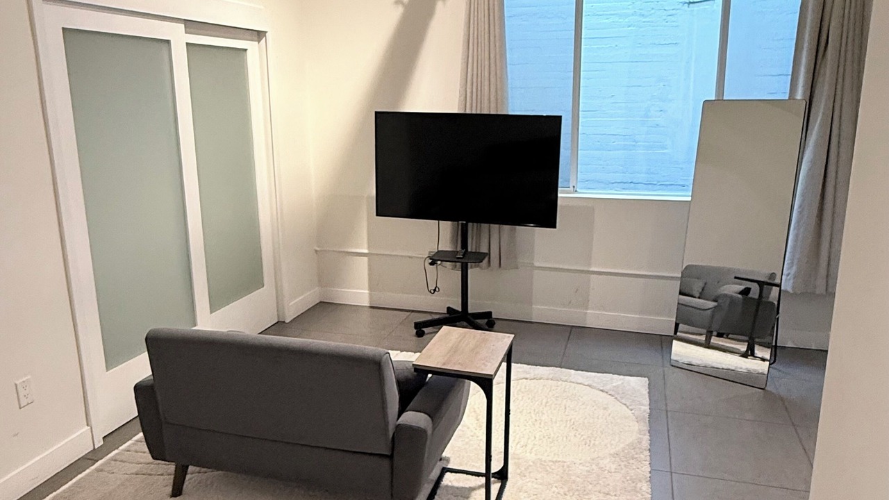 Photo of Bedroom in Downtown Los Angeles