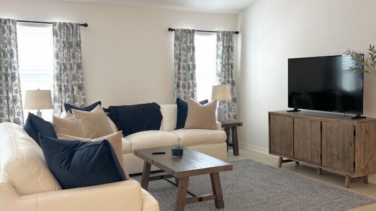 Photo of Livingroom in Sumter County