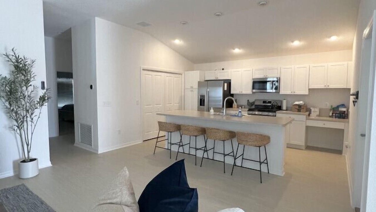 Photo of Livingroom in Sumter County