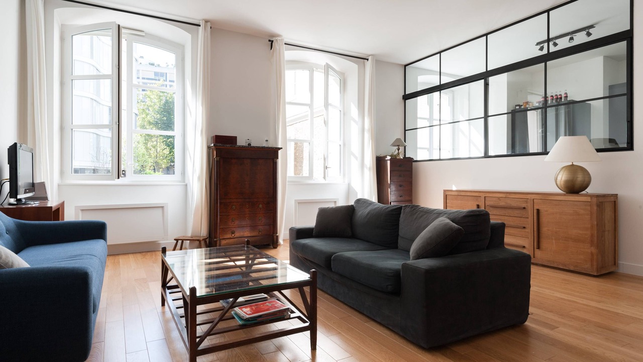 Photo of Livingroom in Quartier de l'Ecole-Militaire