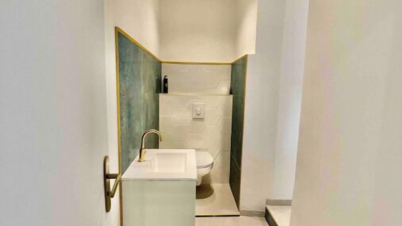 Photo of Bathroom in Les Pennes-Mirabeau