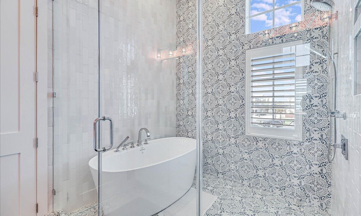 Photo of Bathroom in Cinnamon Shore