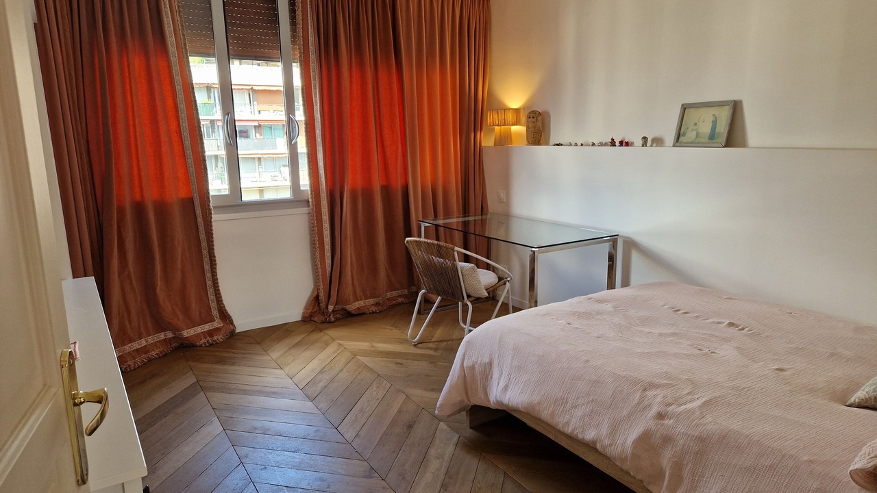 Photo of Bedroom in Saint-Cloud