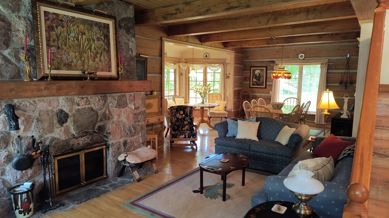 Photo of Livingroom in Lafontaine