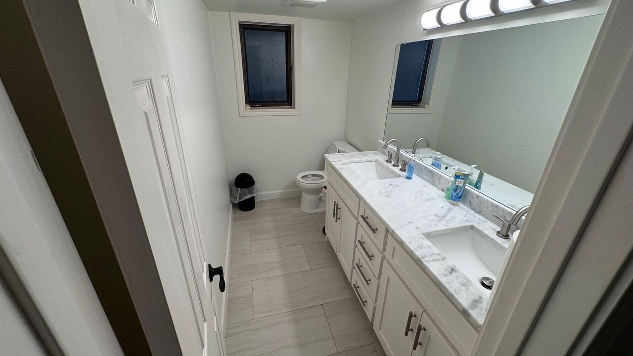 Photo of Bathroom in Double Oak