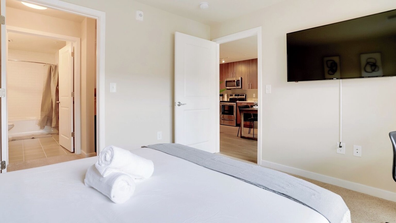 Photo of Bedroom in Jefferson Manor