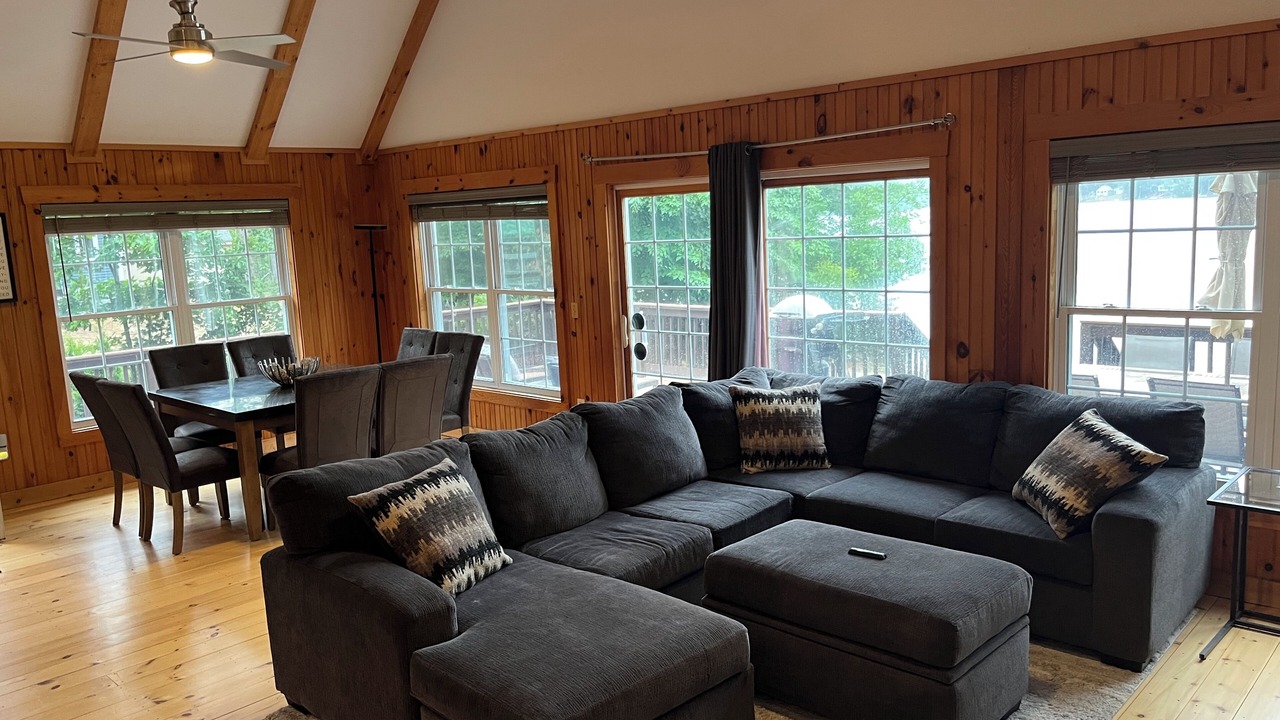 Photo of Livingroom in Wakefield