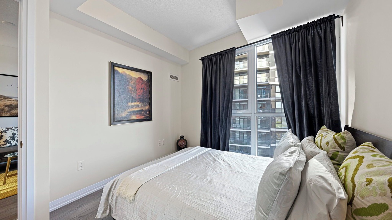 Photo of Bedroom in Hurontario