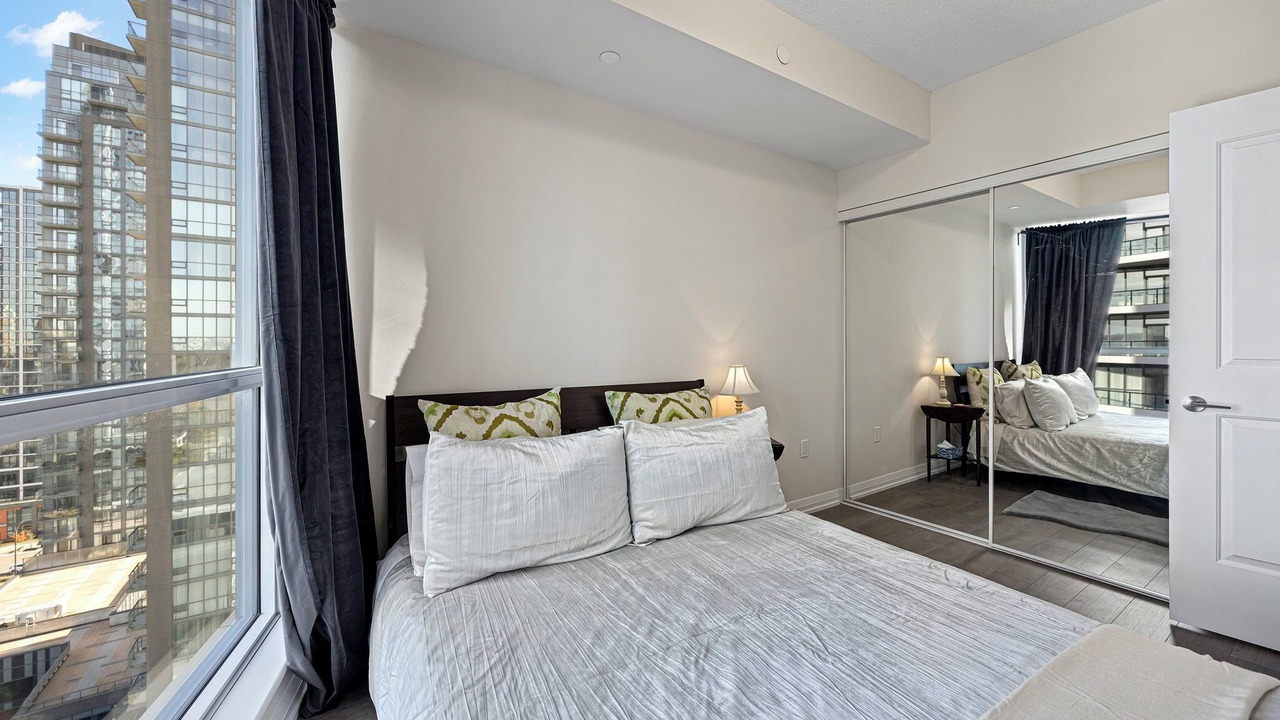 Photo of Bedroom in Hurontario