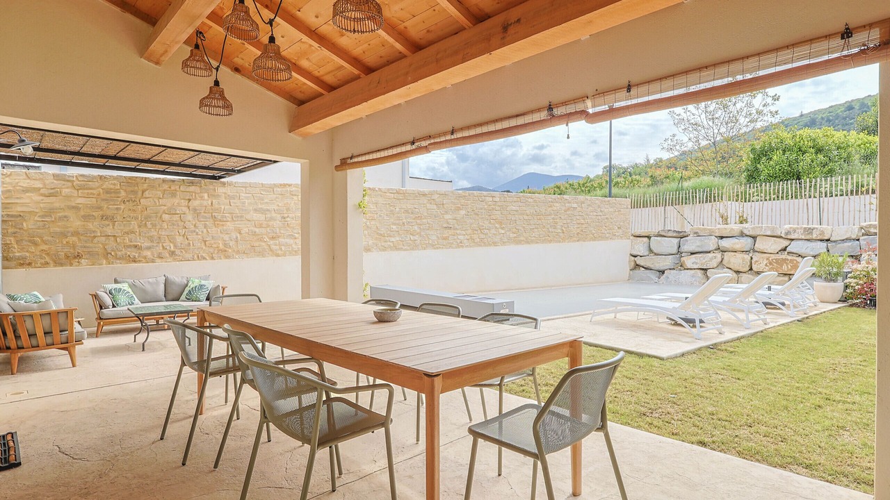 Photo of Outdoor in Malaucene