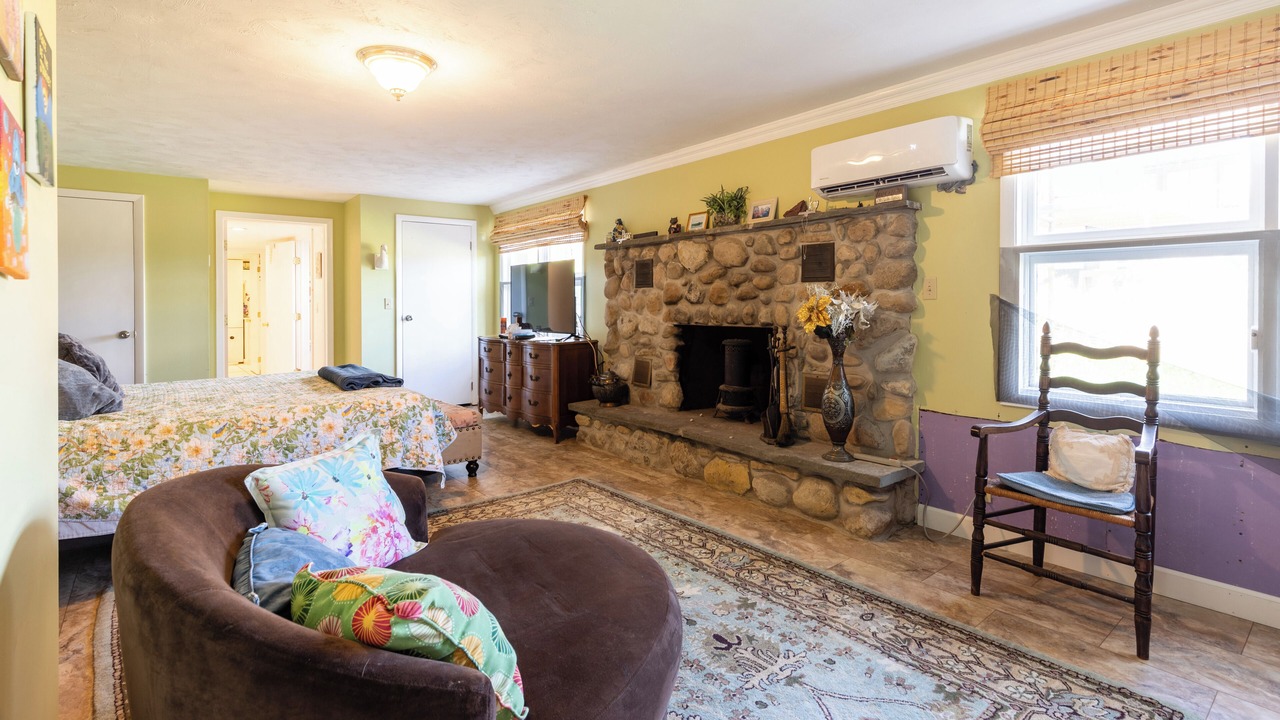 Photo of Bedroom in Canandaigua