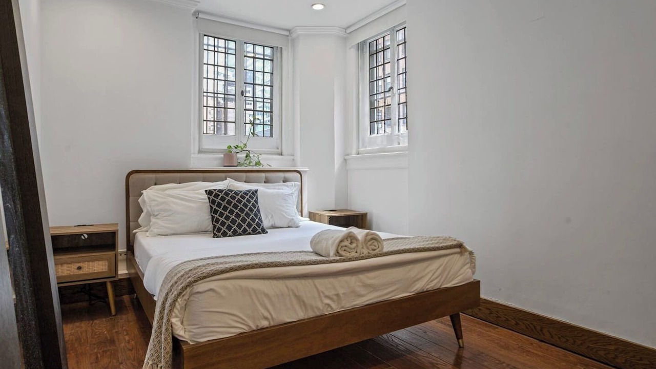 Photo of Bedroom in Midtown East