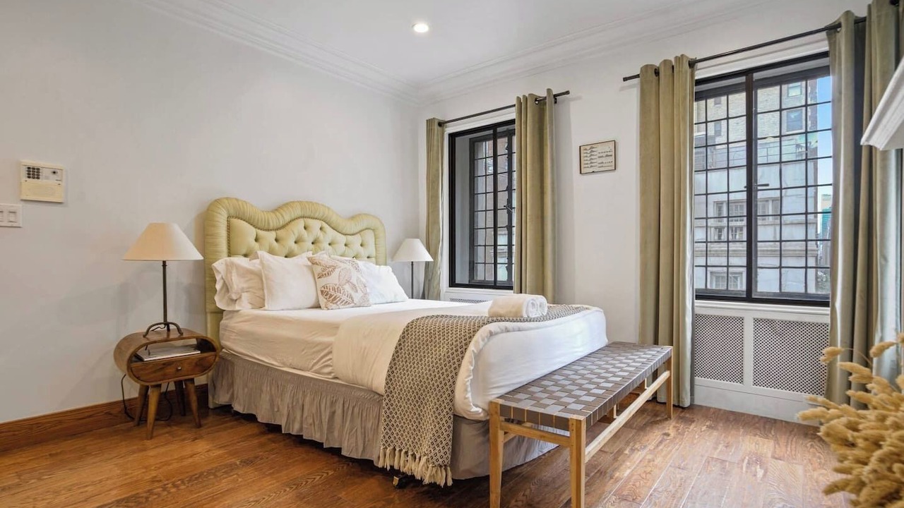 Photo of Bedroom in Midtown East