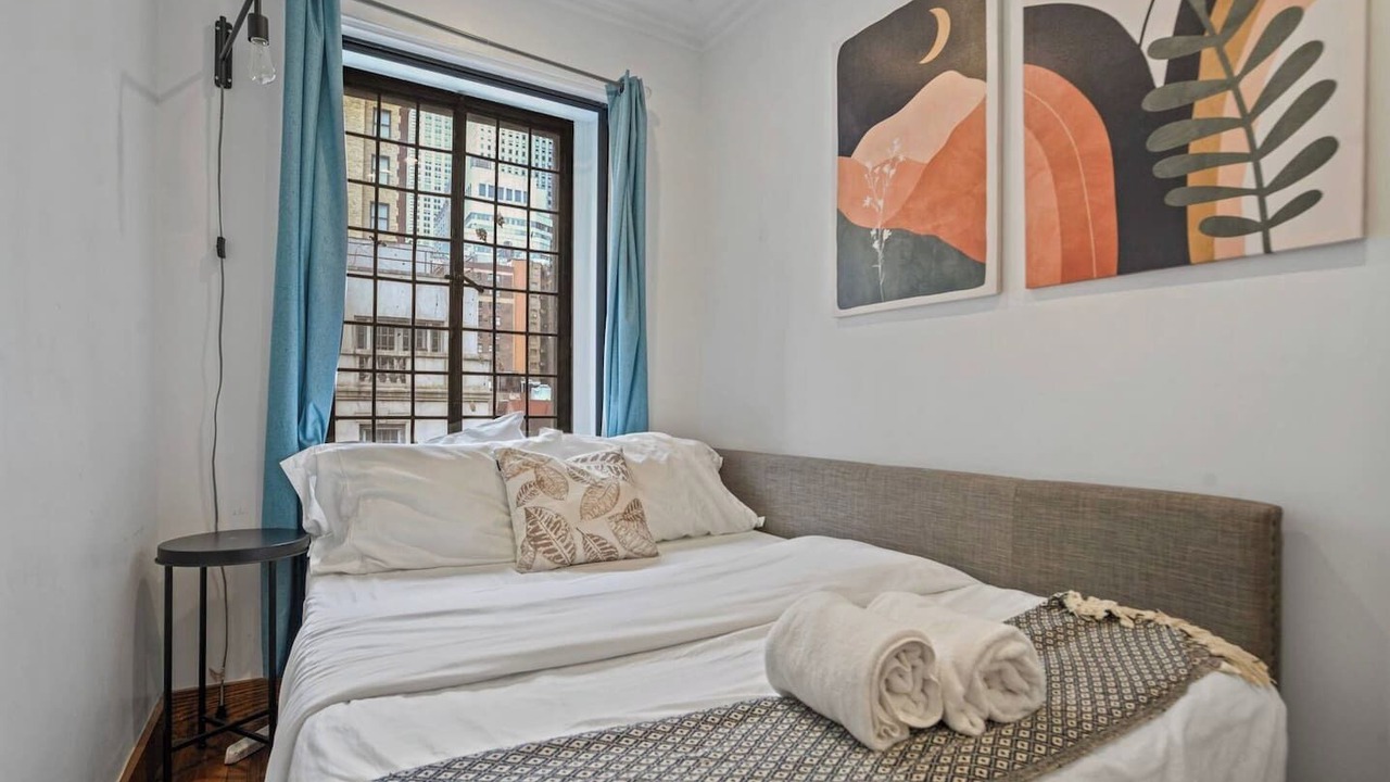Photo of Bedroom in Midtown East