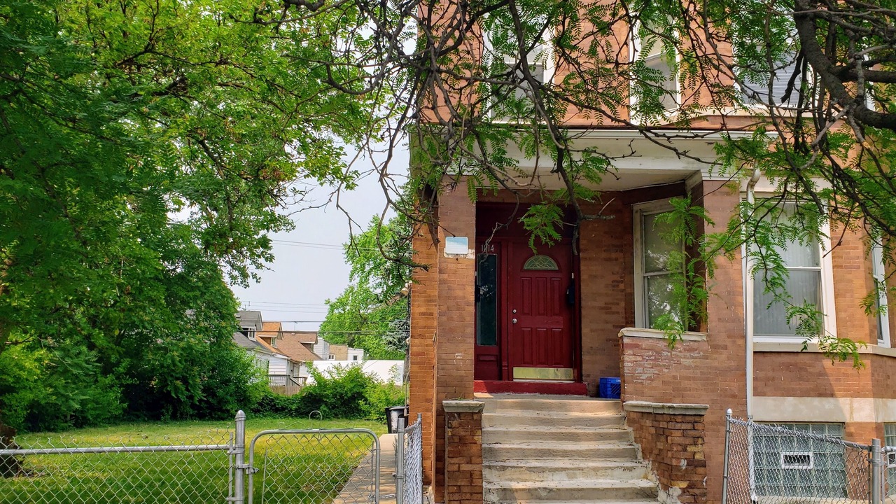 Photo of Outdoor in Auburn Gresham