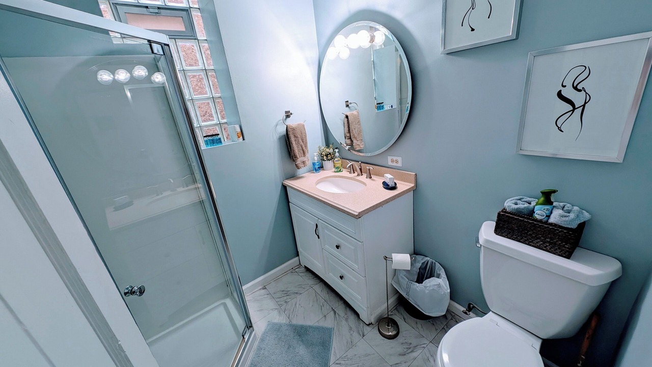 Photo of Bathroom in North Center