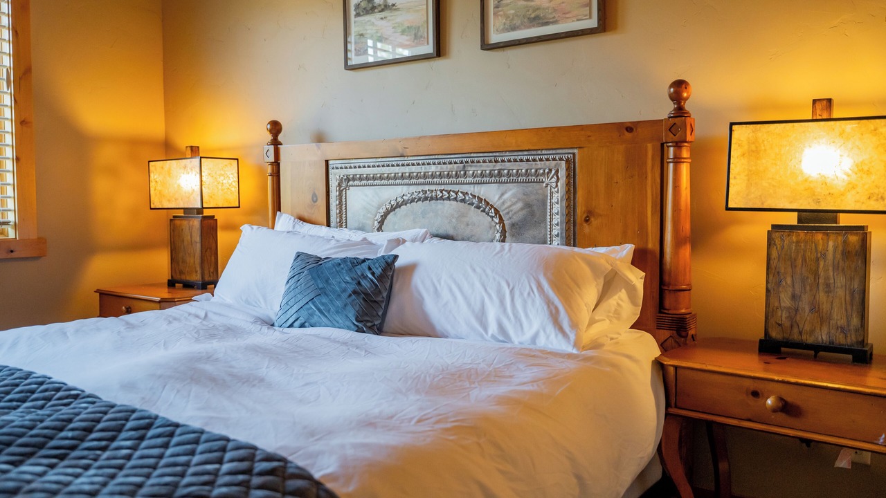 Photo of Bedroom in Powell Butte