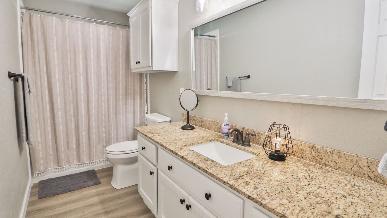 Photo of Bathroom in Copperfield
