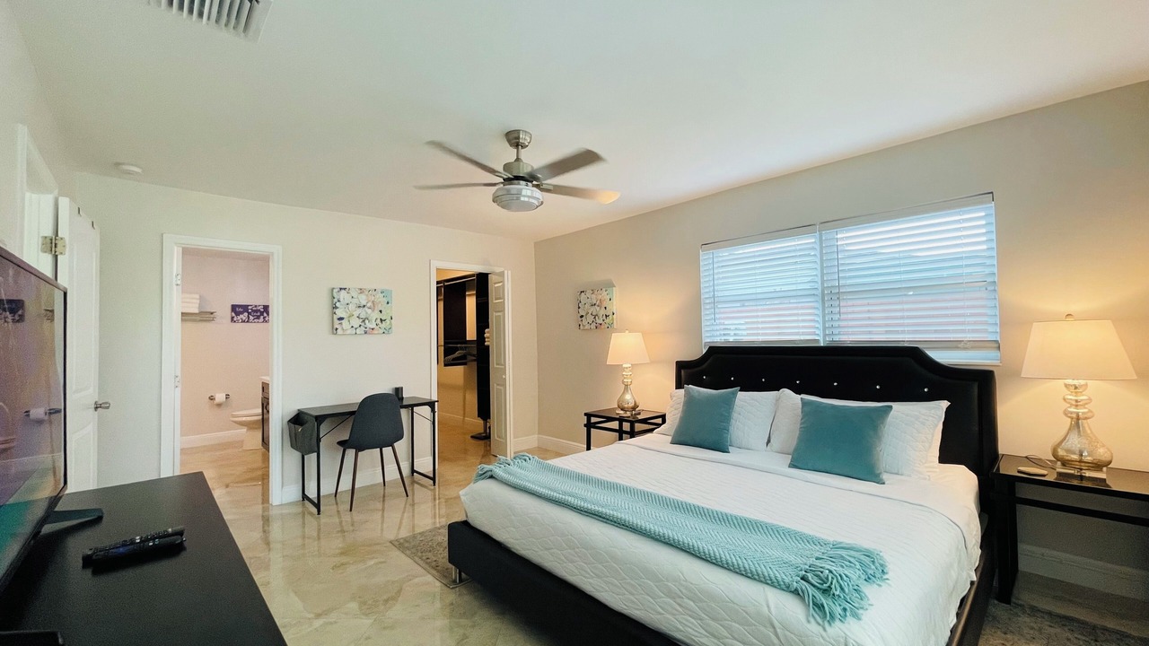 Photo of Bathroom in Central Corals