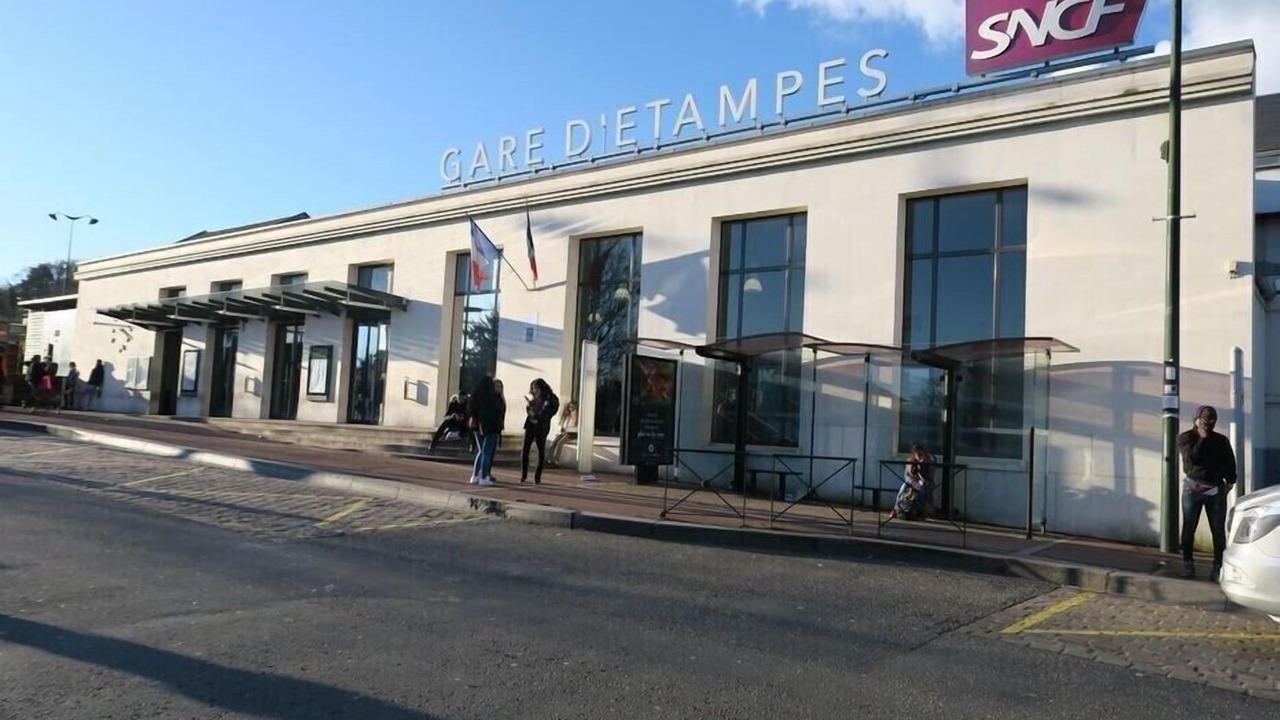 Photo of Outdoor in Etampes