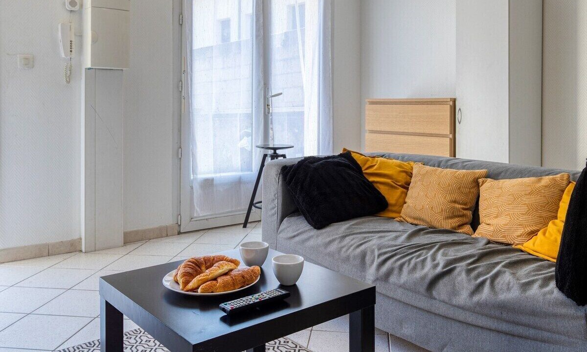 Photo of Livingroom in Etampes