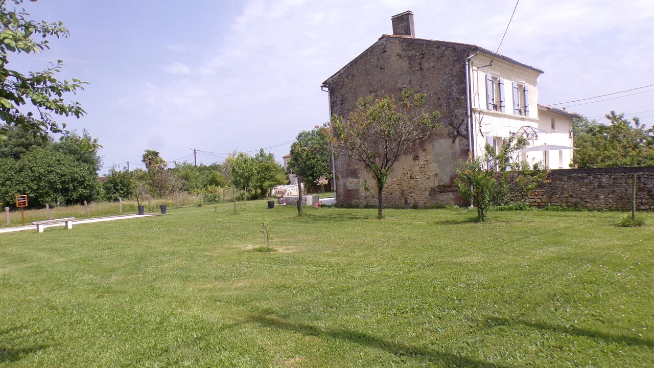 Photo of Outdoor in Saint-Cesaire