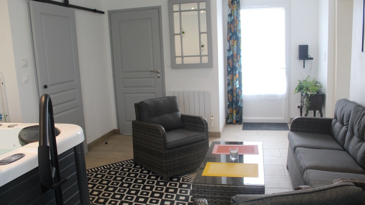 Photo of Others in Saint-Cesaire