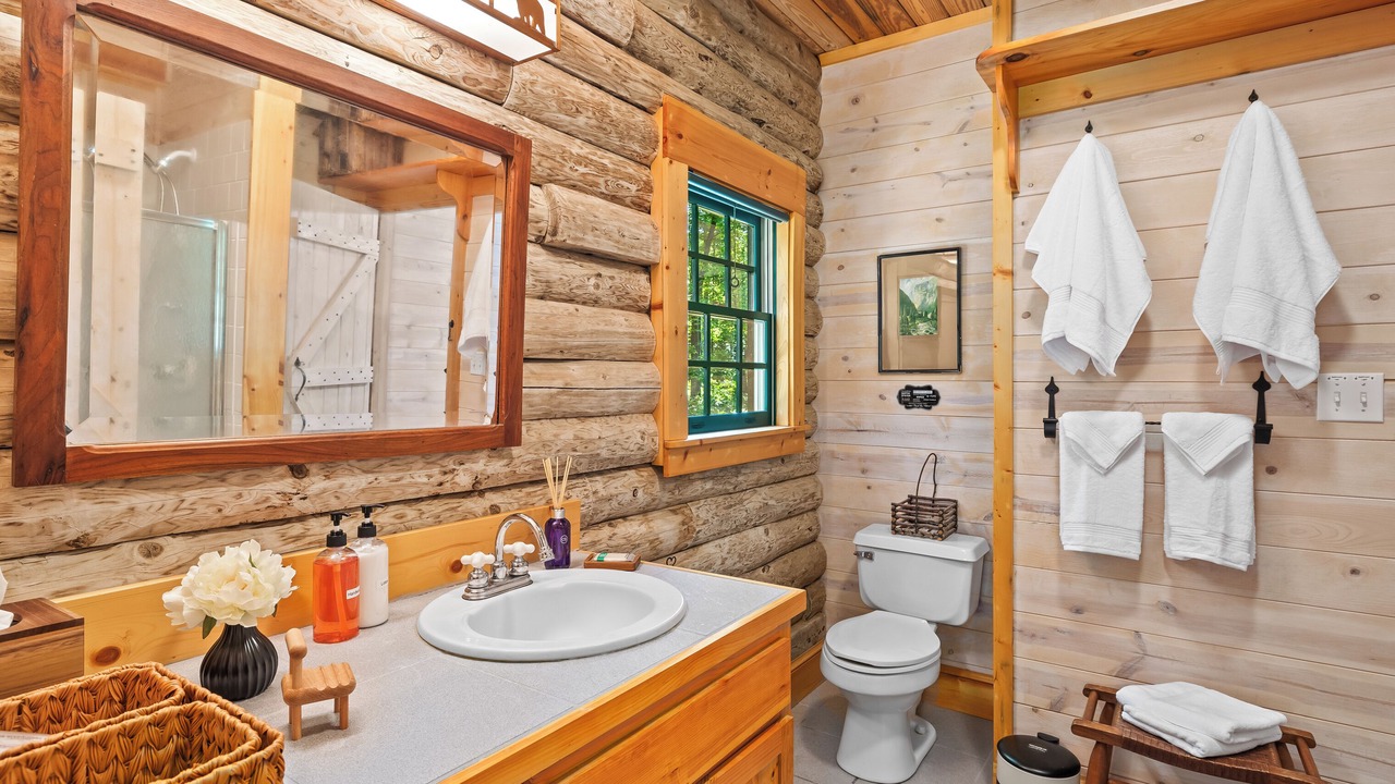 Photo of Bathroom in Heathsville