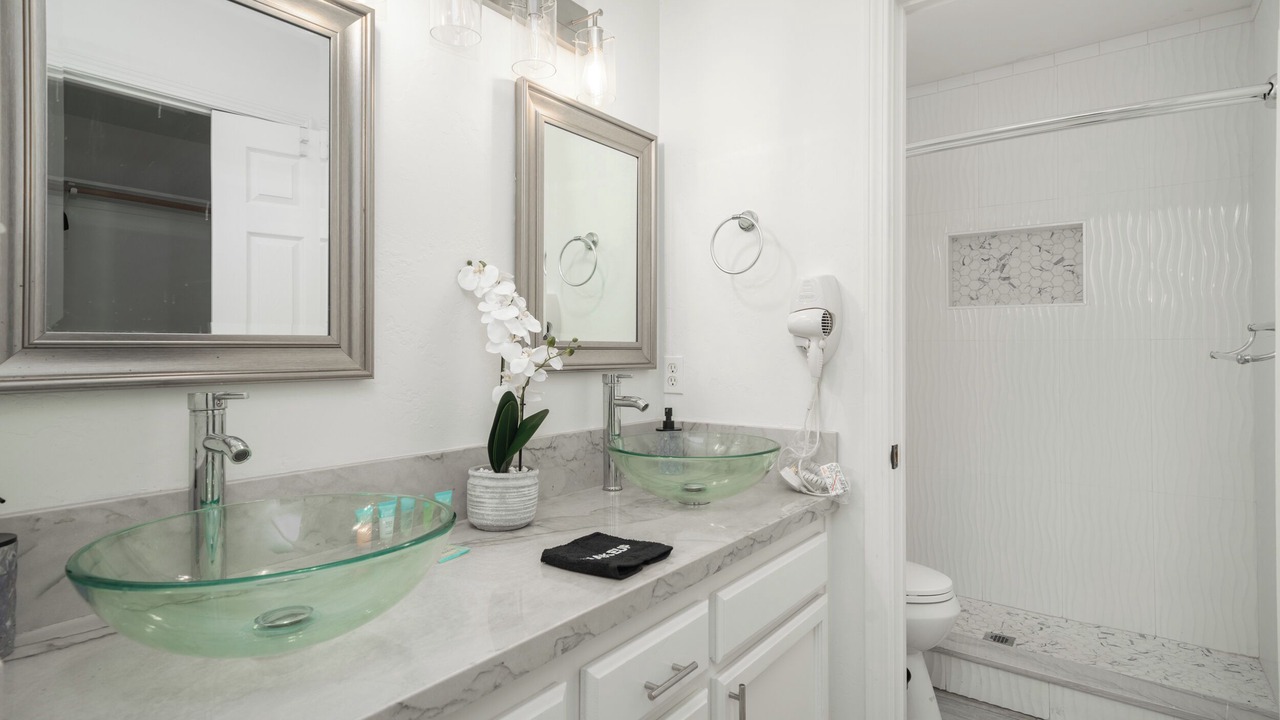 Photo of Bathroom in Pumpkin Center