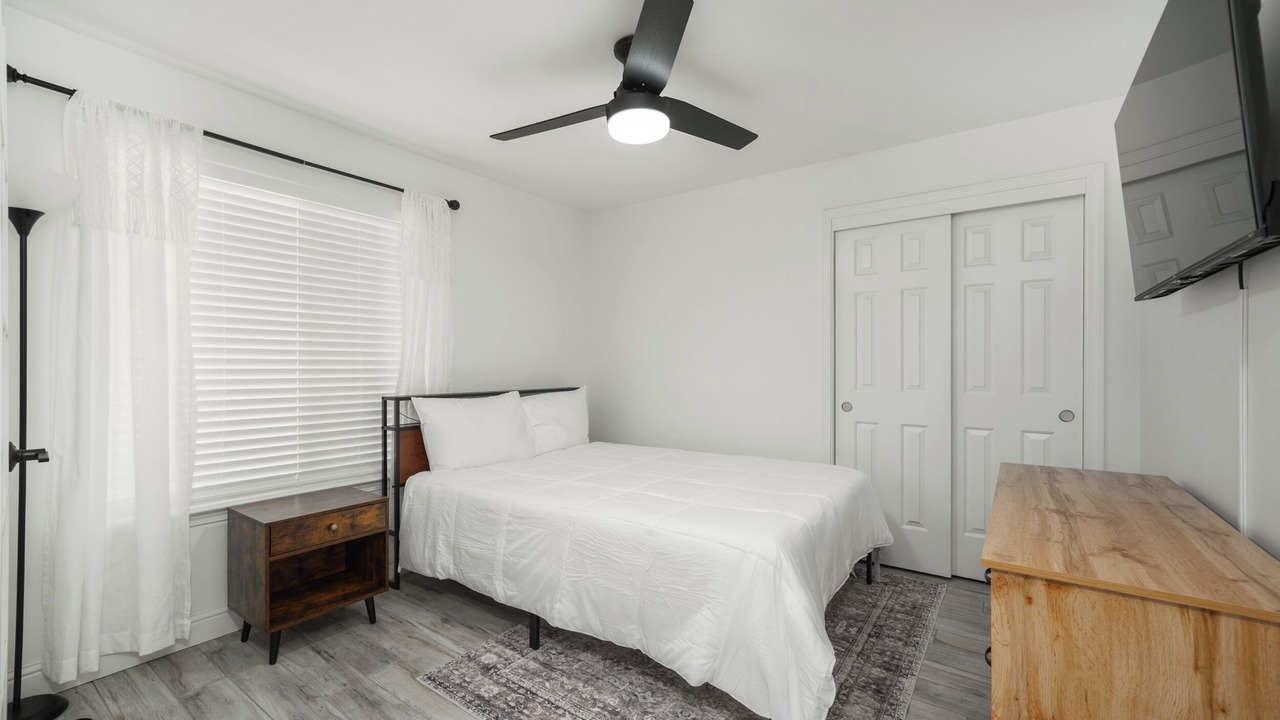 Photo of Bedroom in Pumpkin Center