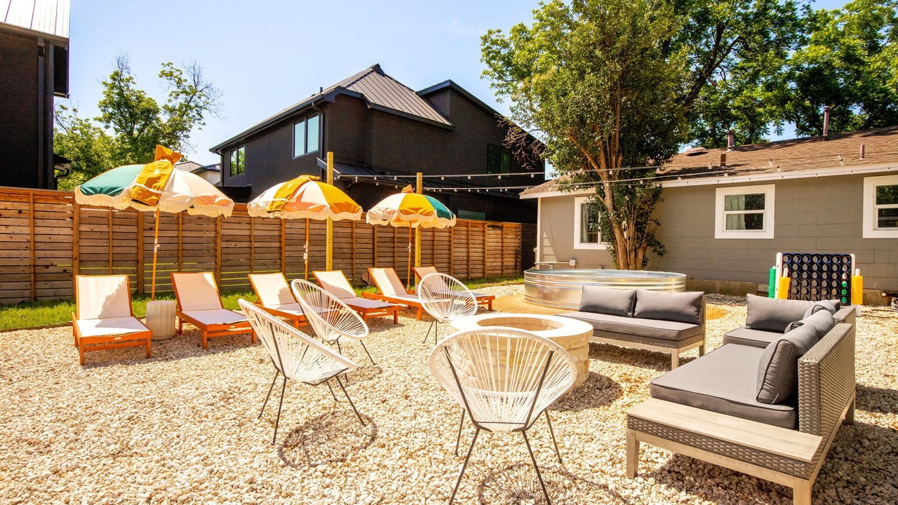 Photo of Patio Balcony in South Lamar