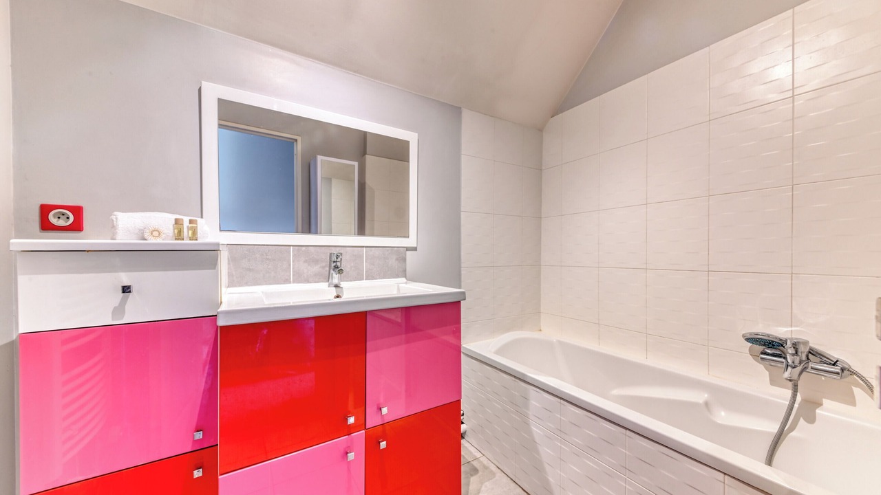 Photo of Bathroom in Lissieu