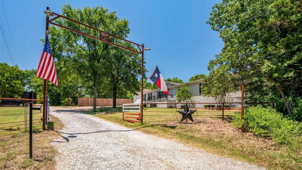 Photo of Outdoor in Pottsboro