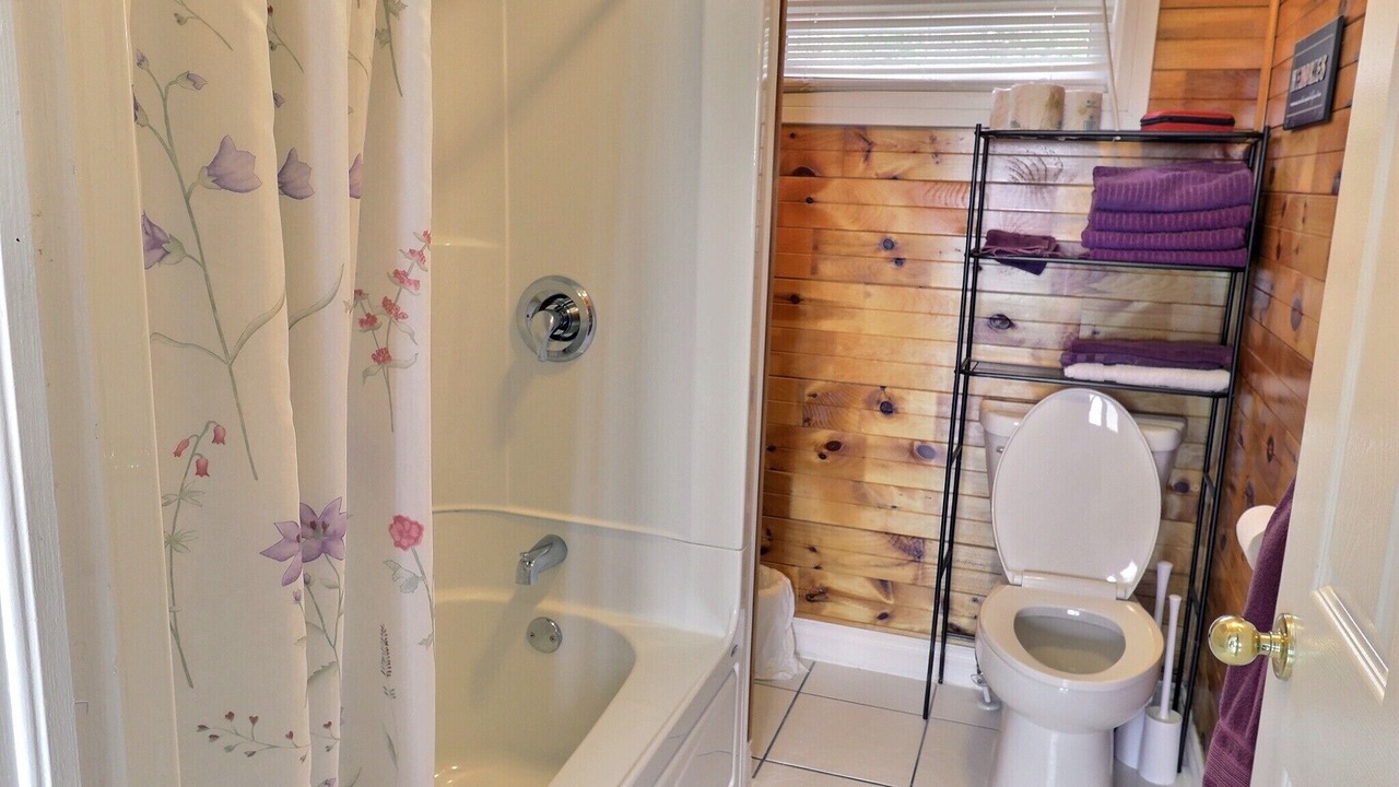 Photo of Bathroom in Cape Broyle