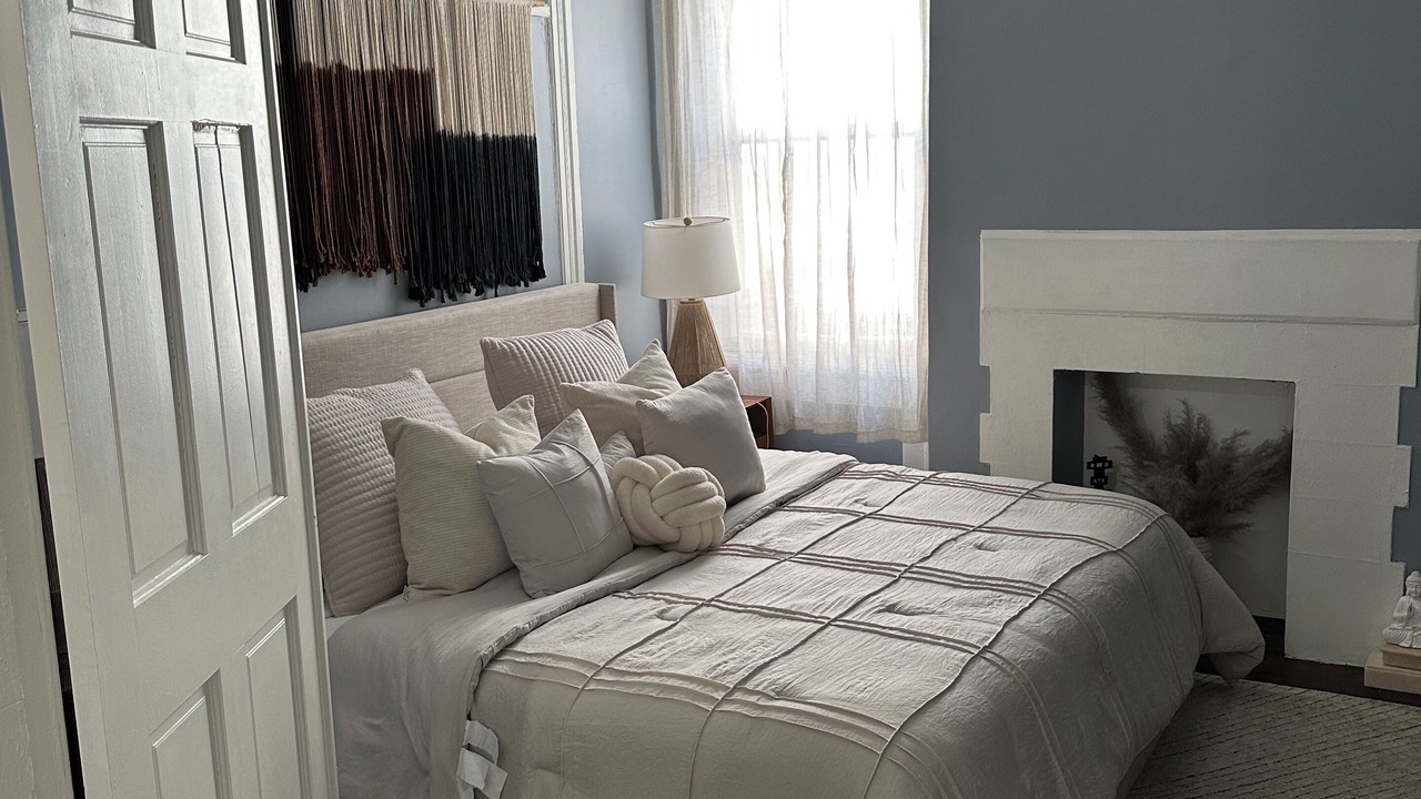 Photo of Bedroom in South Side