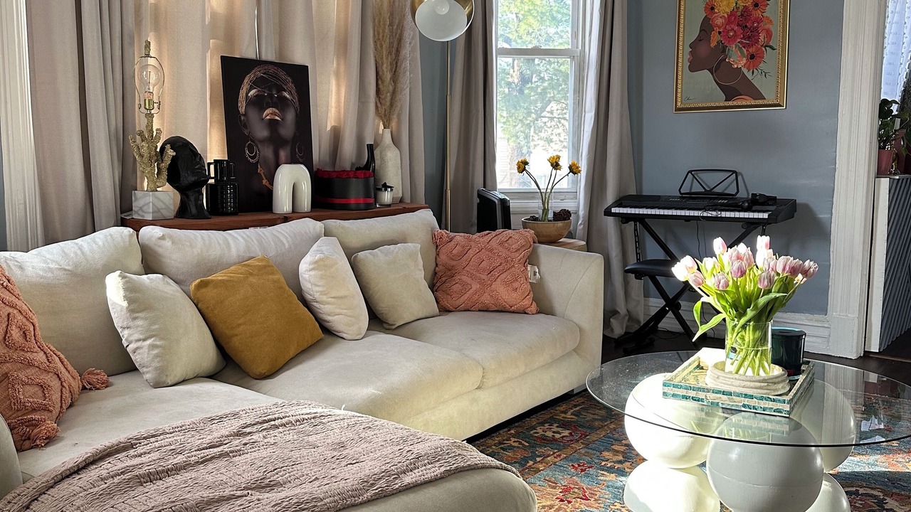 Photo of Livingroom in South Side