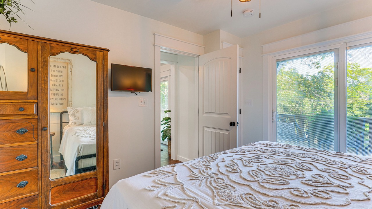 Photo of Bedroom in Cleveland