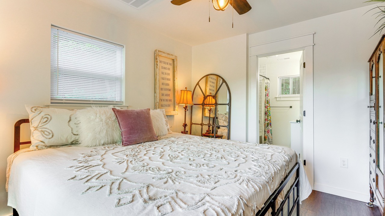 Photo of Bedroom in Cleveland