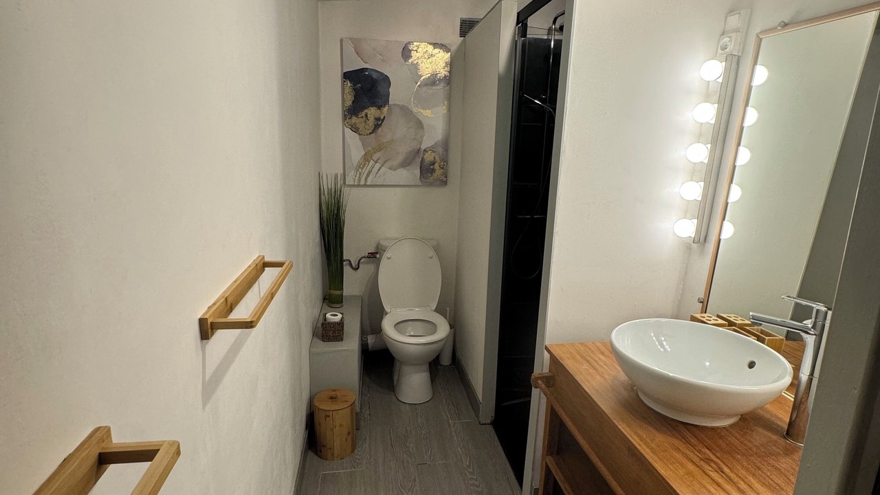 Photo of Bathroom in Goustranville