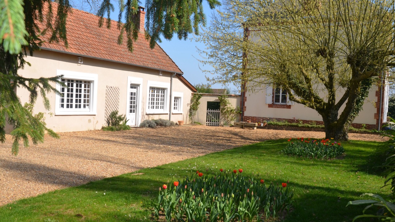 Photo of Outdoor in Guecelard