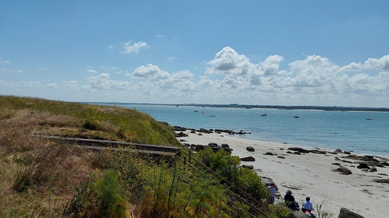 Photo of Others in Plouneour-Trez