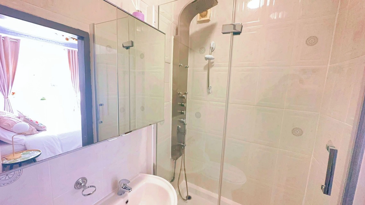 Photo of Bathroom in West End