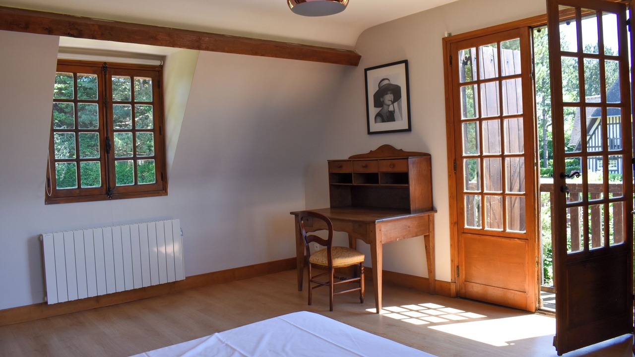 Photo of Bedroom in Touques