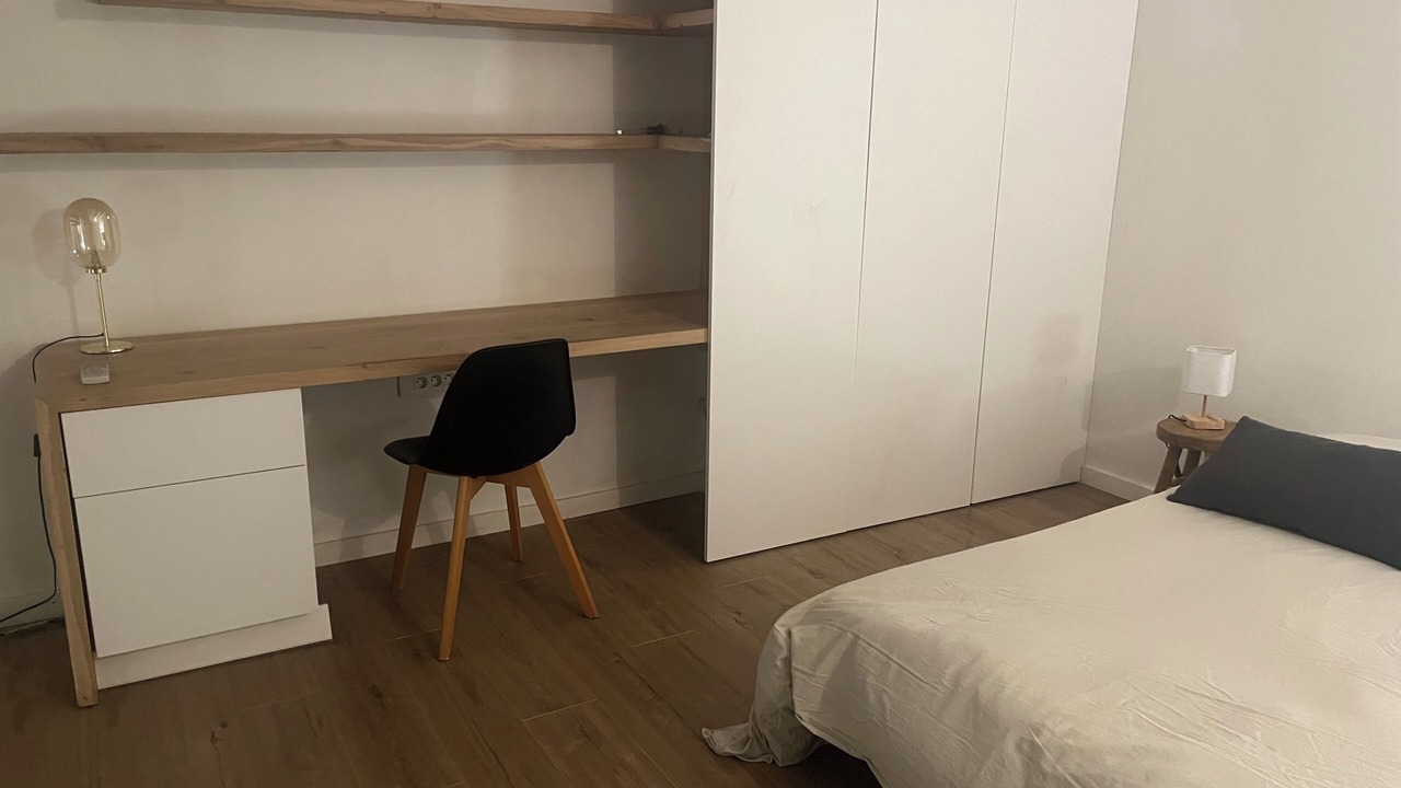 Photo of Bedroom in Piolenc