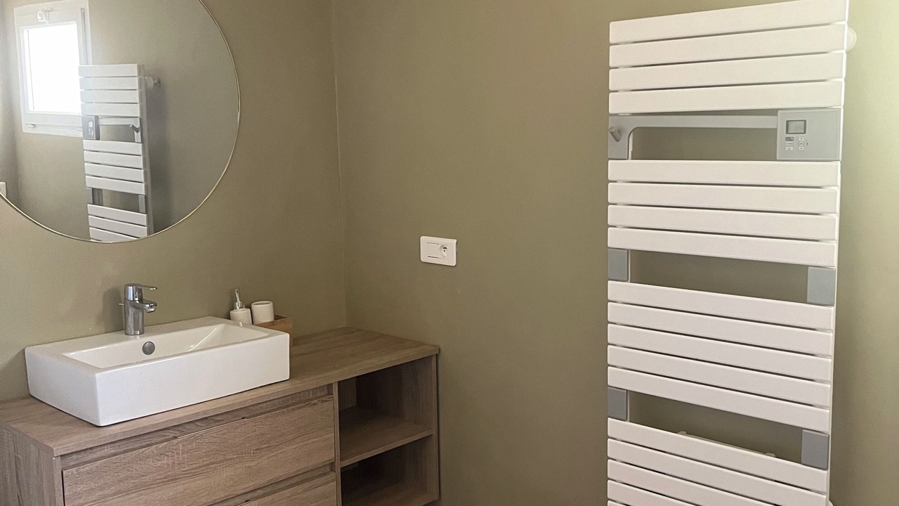 Photo of Bathroom in Piolenc